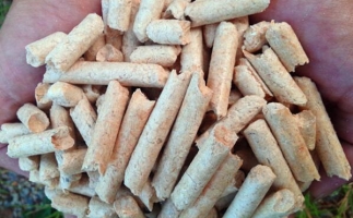 生物質為什么要做成顆粒燃料后再燃燒？